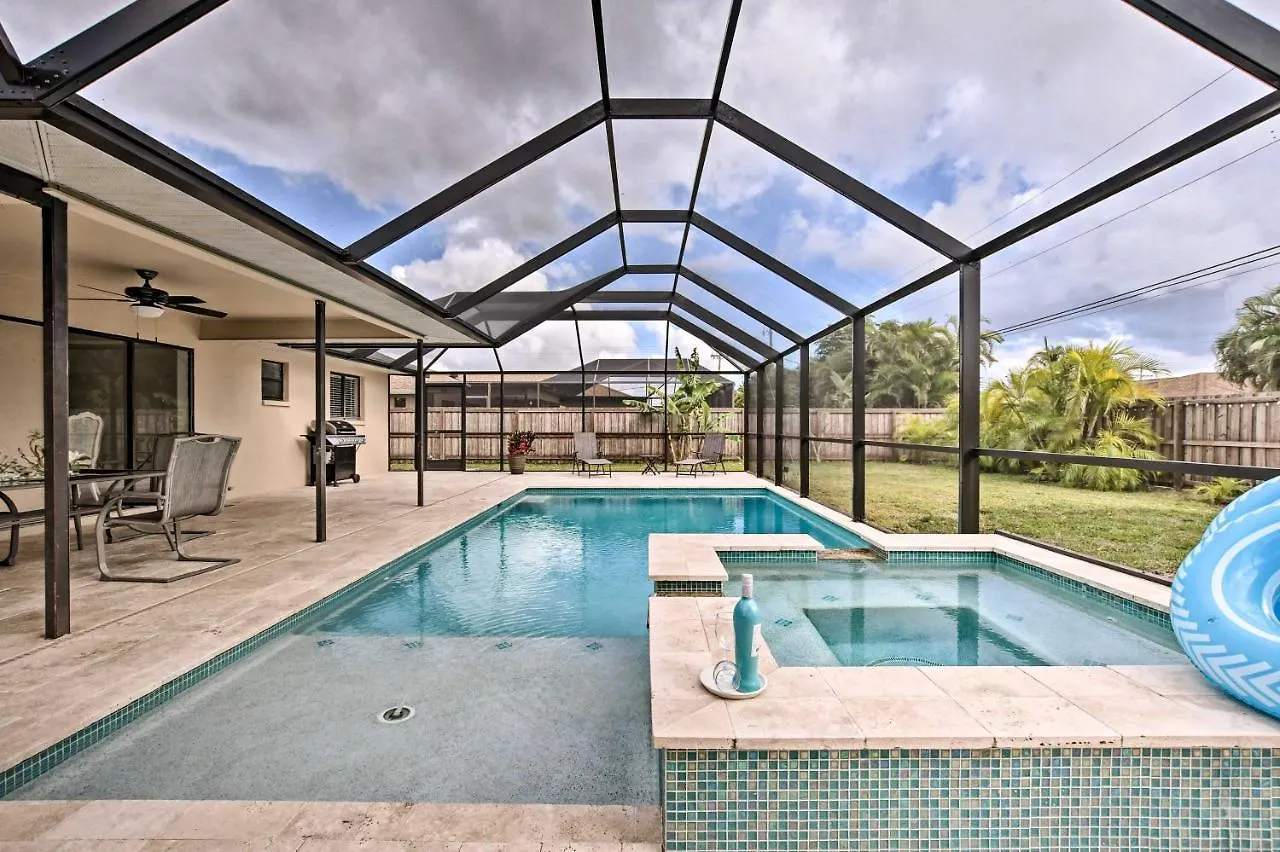 The Pelican Escape With Lanai About 3 Mi To Downtown! * Cape Coral