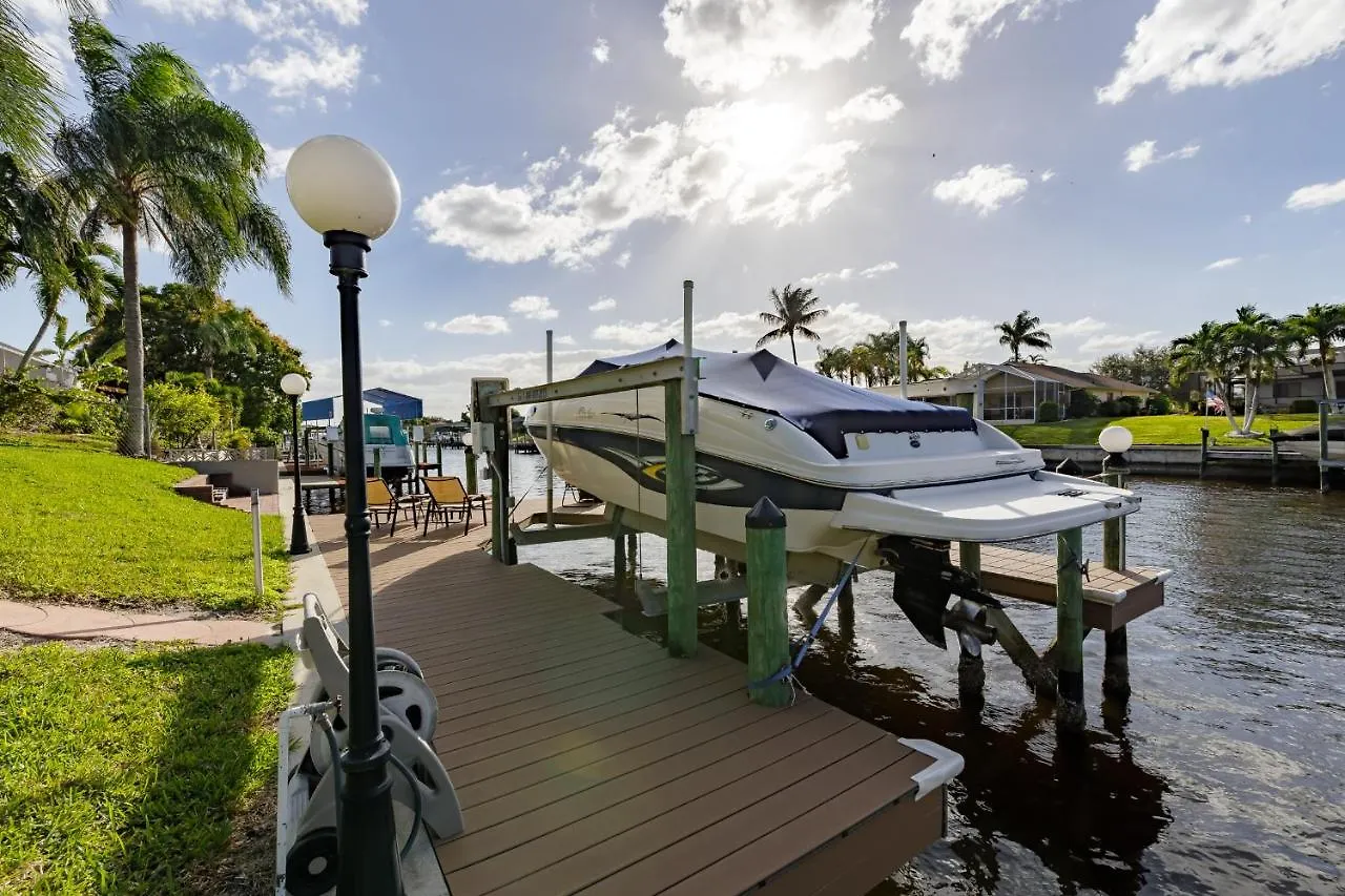 Calusa, Cape Coral