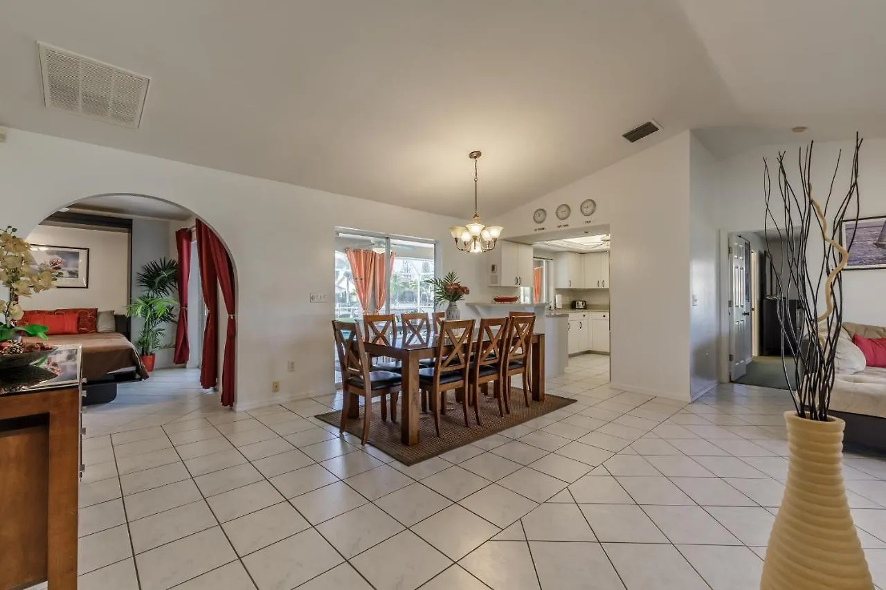 Calusa, * Cape Coral
