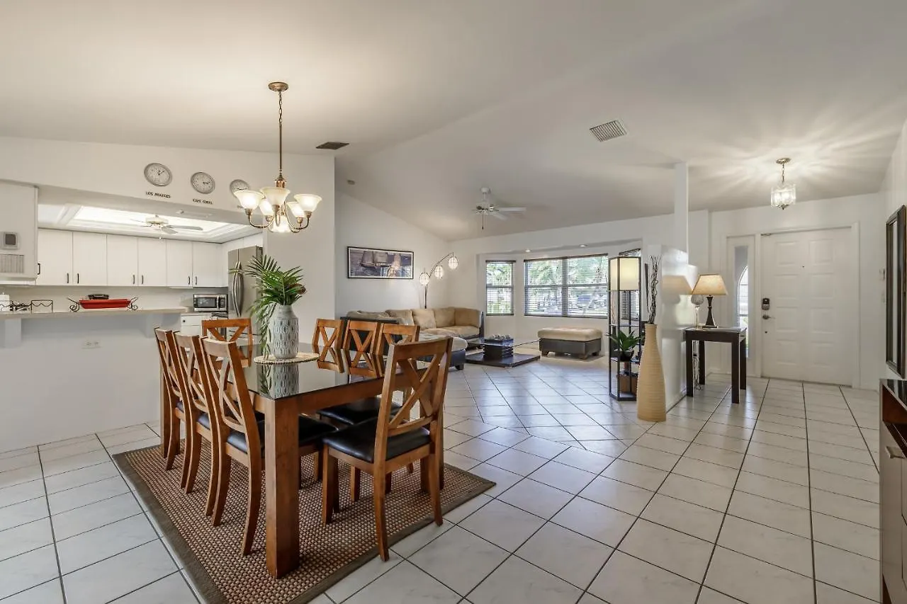 Holiday home Calusa, *