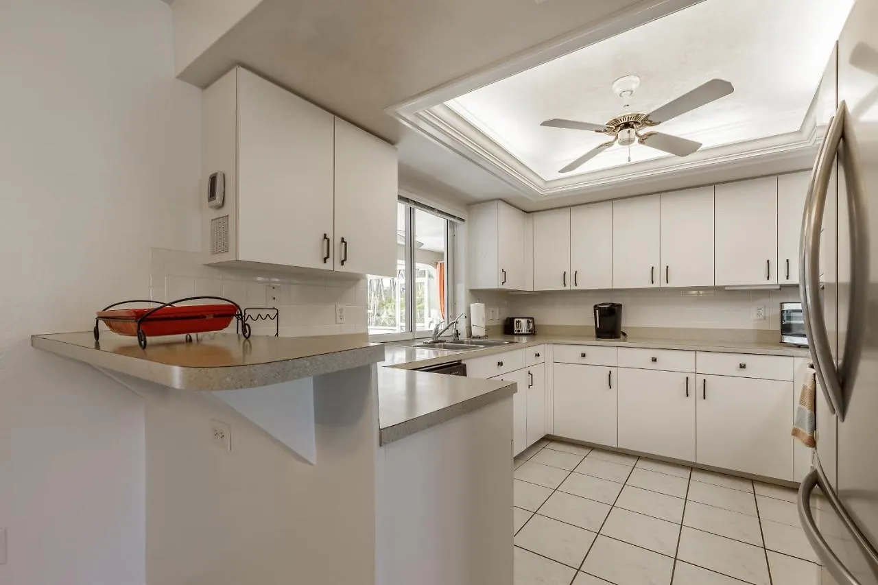 Calusa, Holiday home *