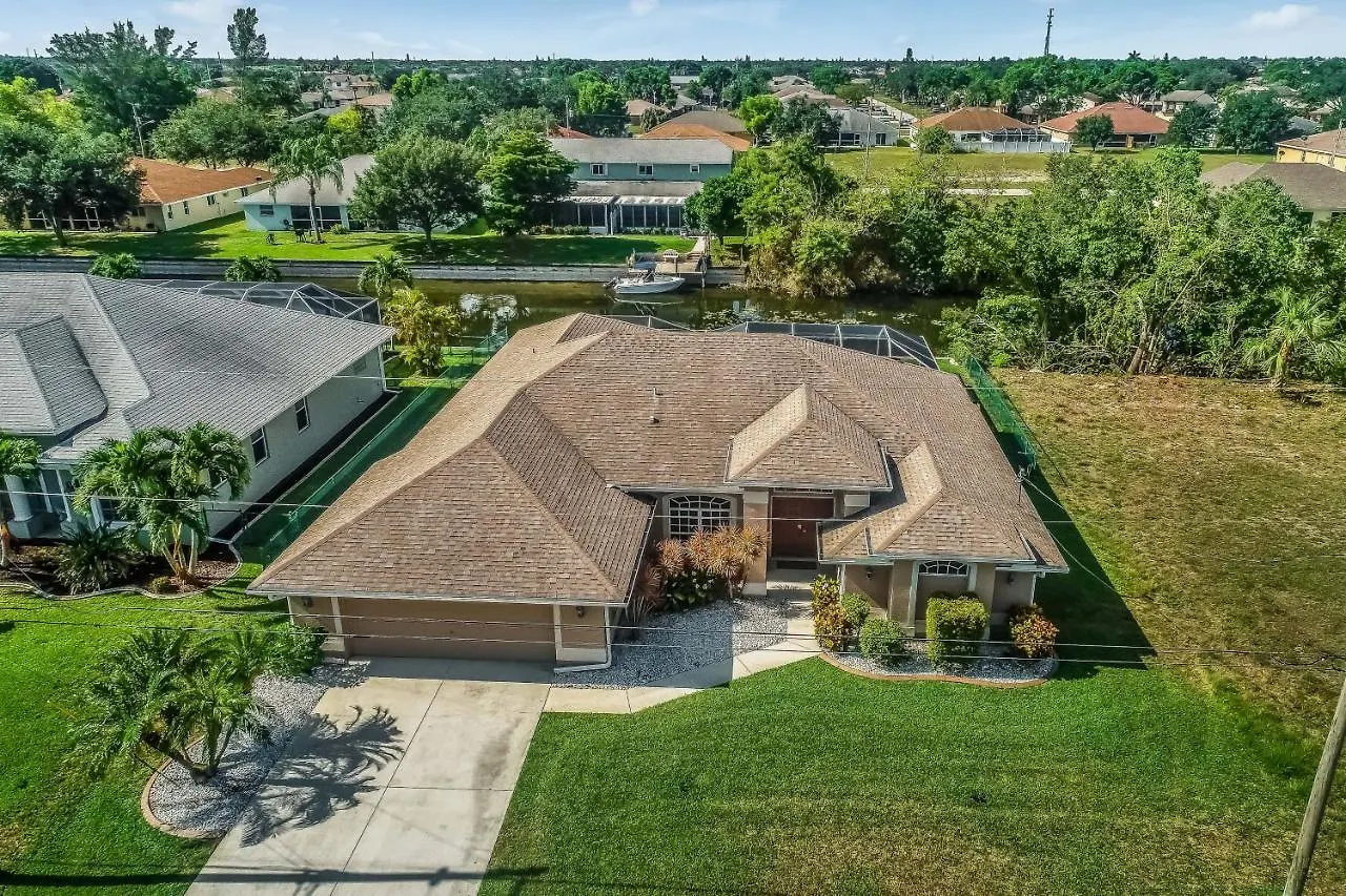 Cape Sucasa * Cape Coral