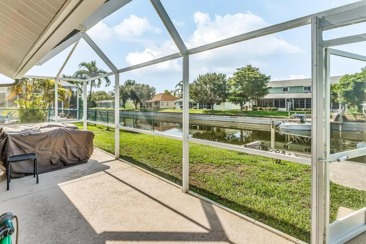 Cape Sucasa * Cape Coral
