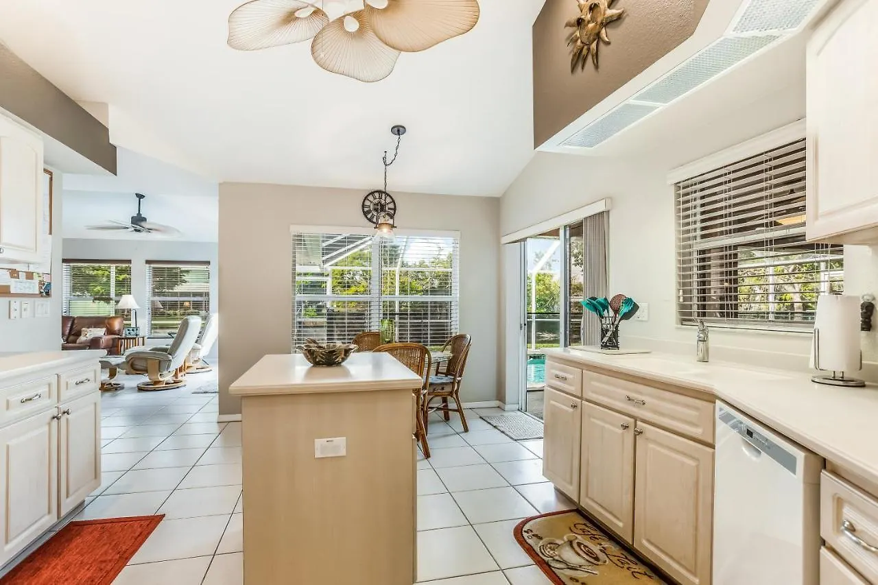 Cape Sucasa * Cape Coral