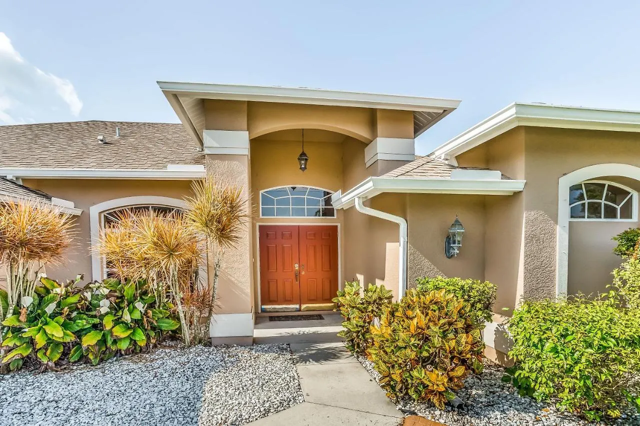 Cape Sucasa * Cape Coral