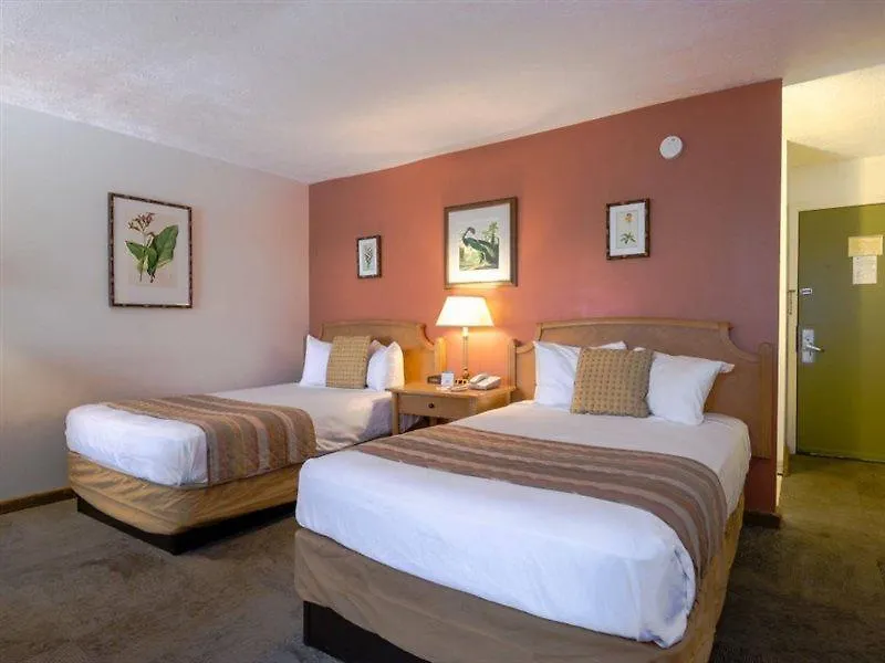 Oyo Waterfront Hotel- Myers, Fl Cape Coral