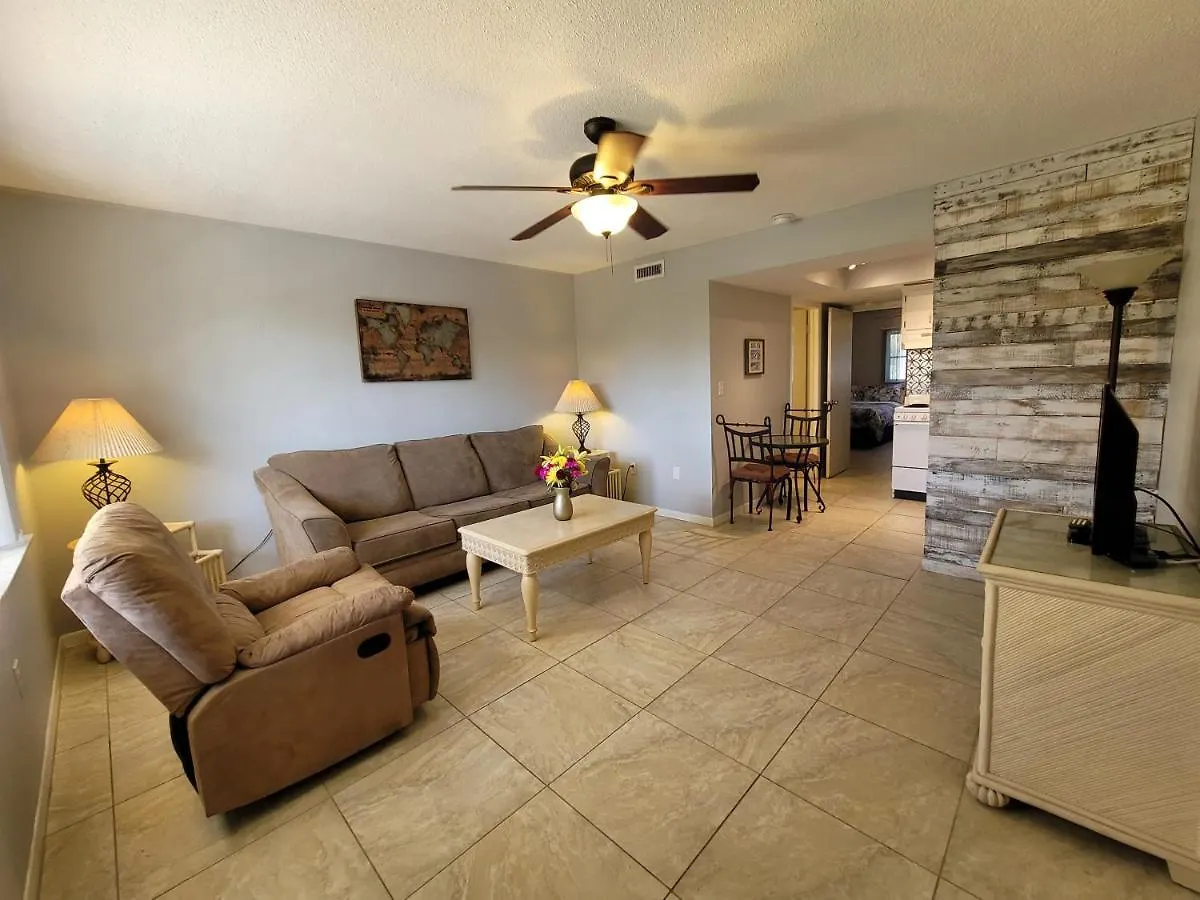 Hideaway Waterfront 3* Cape Coral