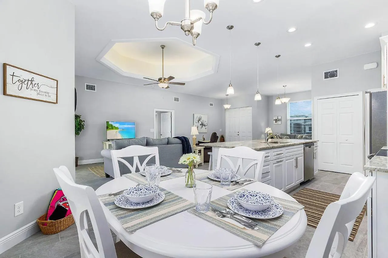 Newly Built With Heated Pool, Close To Many Amenities - Sandle