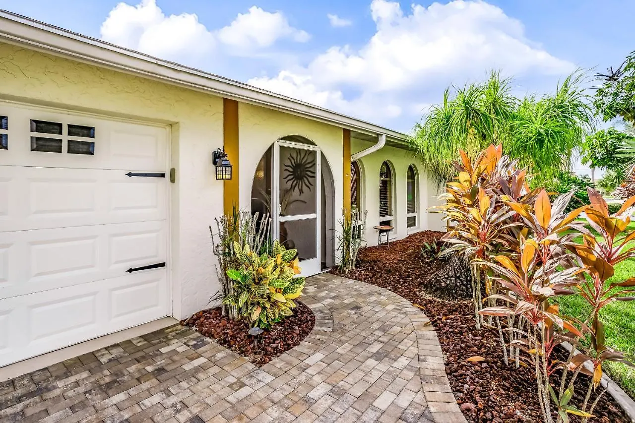 The Coral House Cape Coral