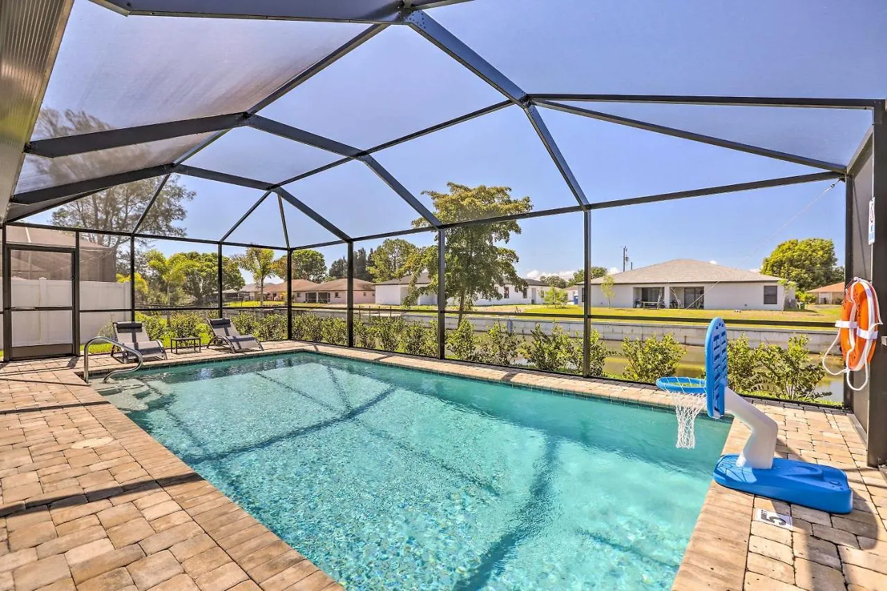 With Private Saltwater Pool! * Κέιπ Κόραλ