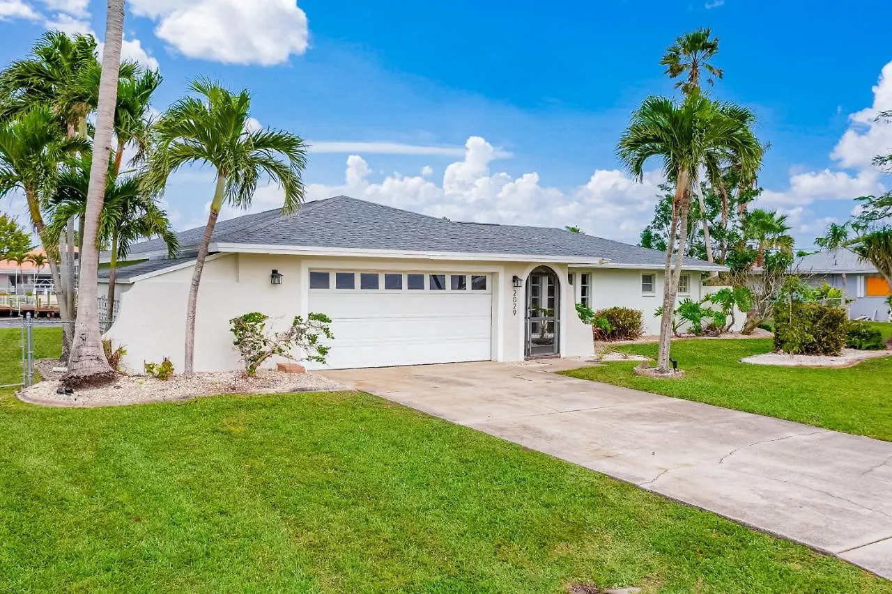 The Spot Holiday home Cape Coral