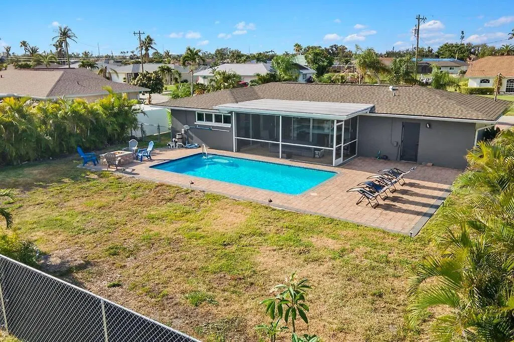 Palm Haven! Holiday home Cape Coral