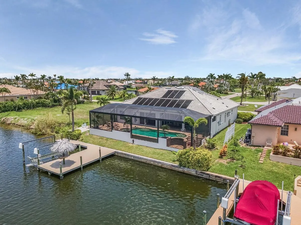 Gulf Access, Heated Pool And Spa, Sleeps 8! - Baydream Believer - Roelens Vacations Cape Coral