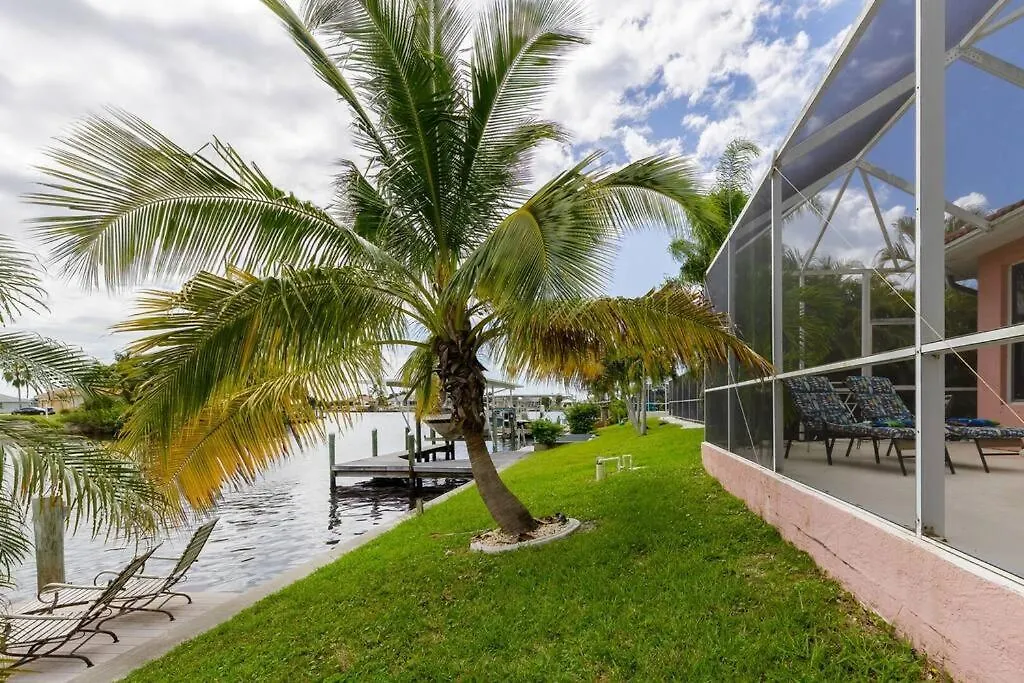 Villa Maxos - Boaters Dream 4br/3 Bath Pool / *