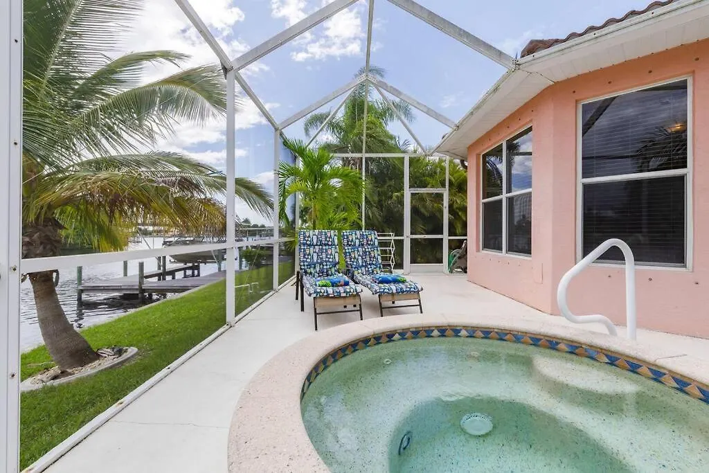 Maxos - Boaters Dream 4br/3 Bath Pool / Villa