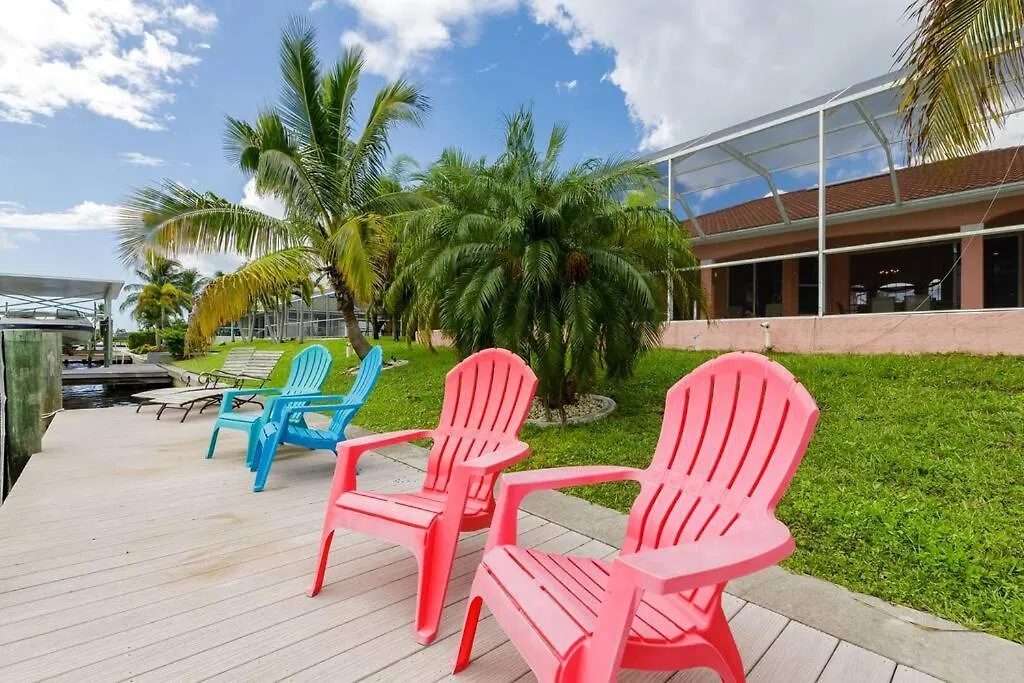 Maxos - Boaters Dream 4br/3 Bath Pool /