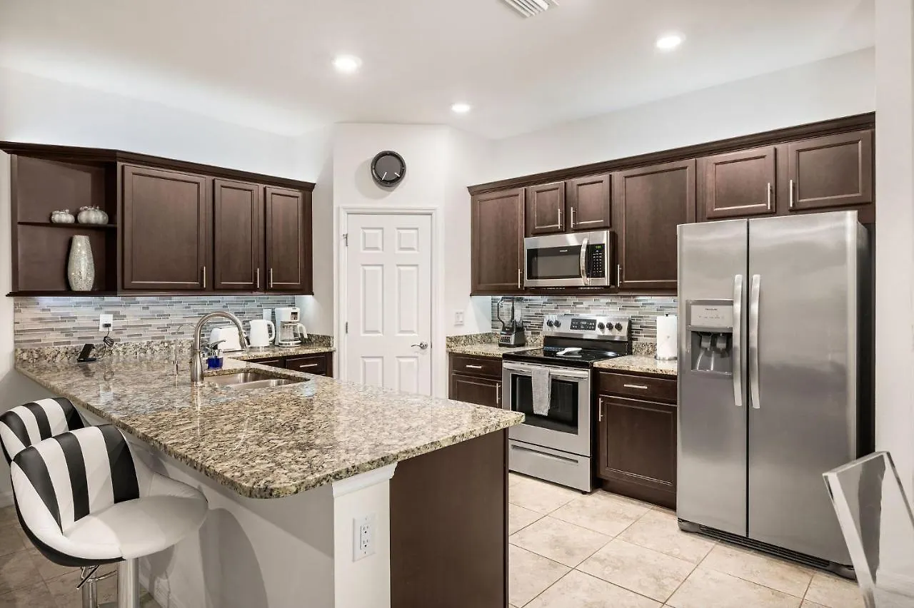 Entire Luxury Duplex Gulf Access Heated Saltwater Pool * 케이프코럴