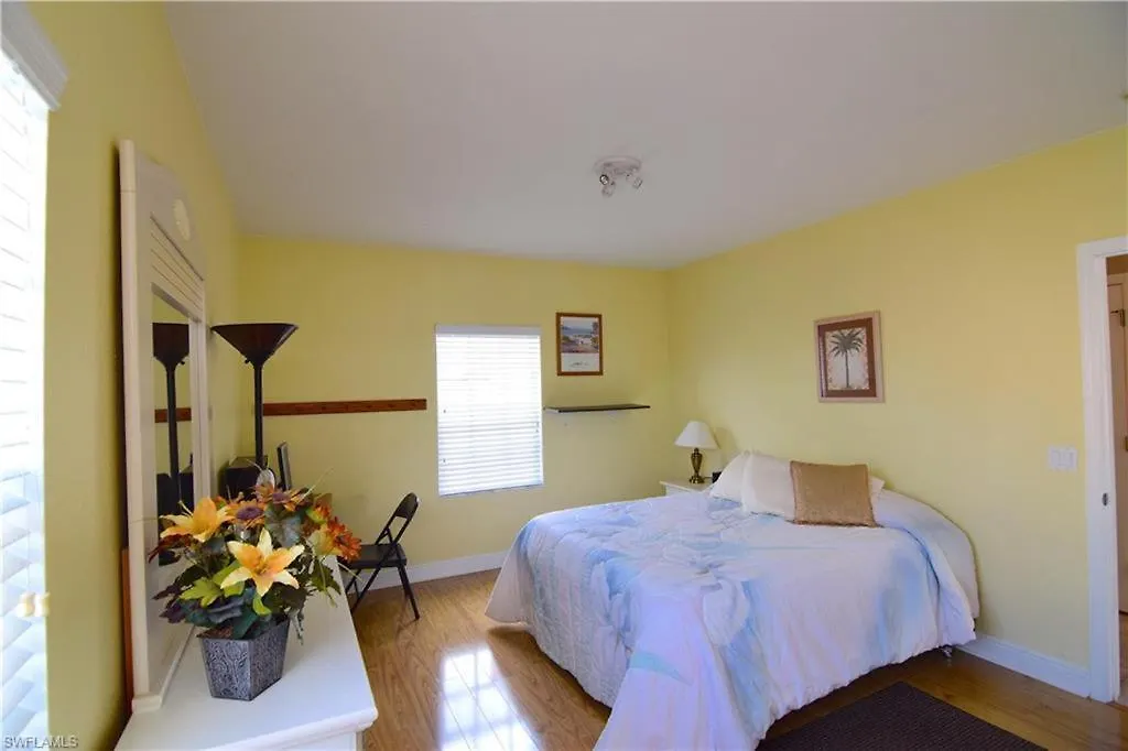 Dom wakacyjny Water Views & Community Pool - Casa Marbella - Roelens Vacations