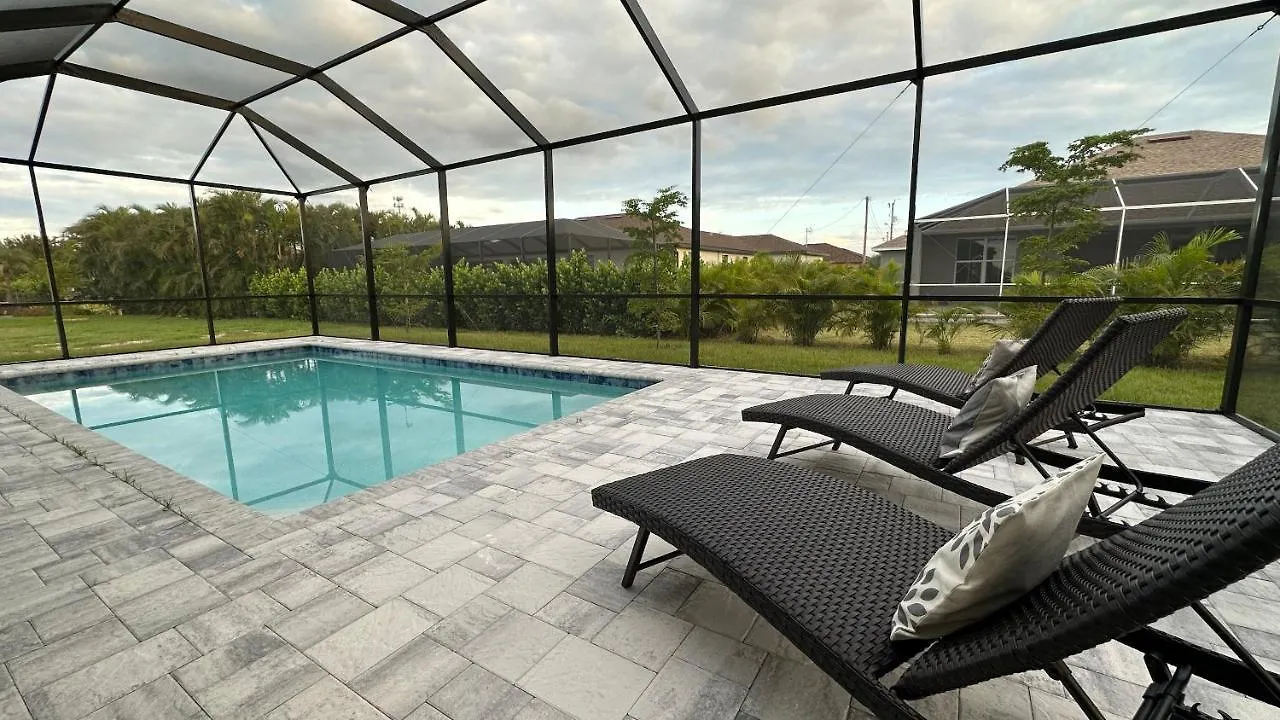4br Gem: Pool, Pets & Family - Cape Coral, Florida * Cape Coral