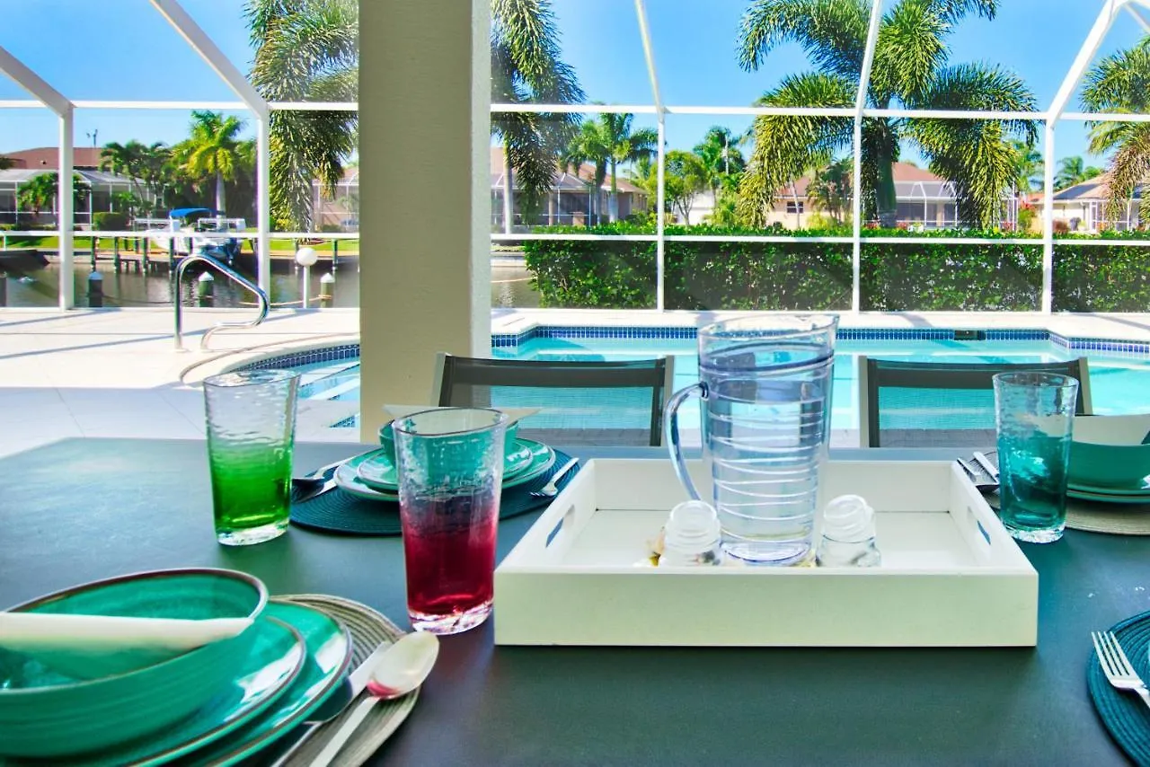 Four Palms - 3 Beds - 2 Baths - 6 Guests - Gulf Access & Pool - Incl.10% Off Boat Villa *