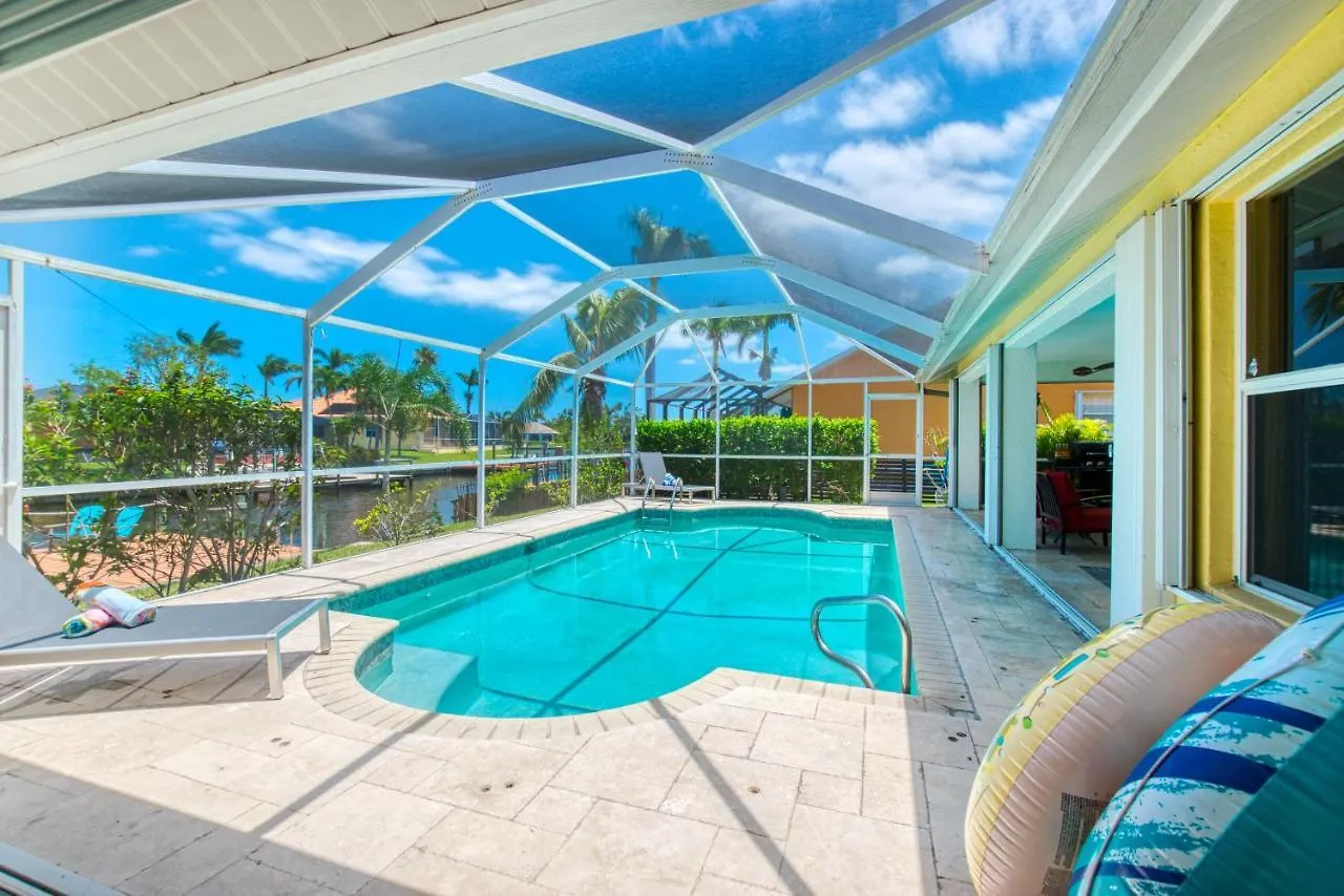 Olinda - 3 Beds - 2 Baths - 6 Guests - Gulf Access & Pool - Incl. 10% Off Boat Cape Coral