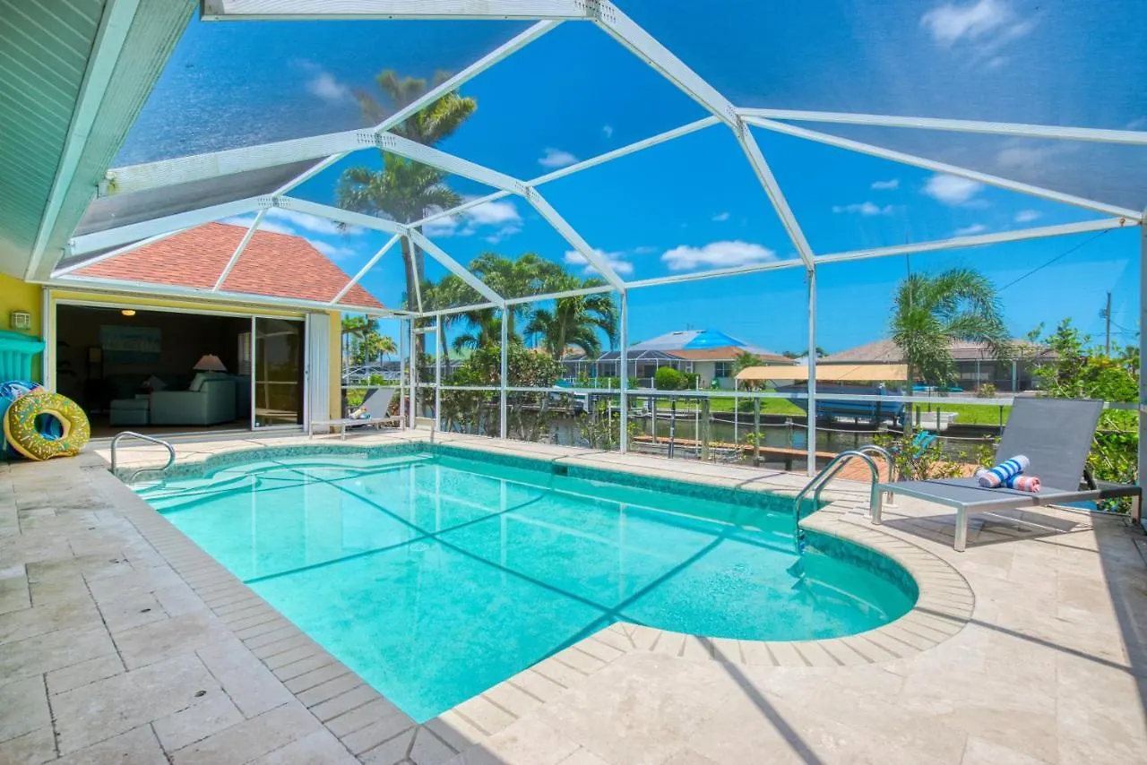 Olinda - 3 Beds - 2 Baths - 6 Guests - Gulf Access & Pool - Incl. 10% Off Boat Villa