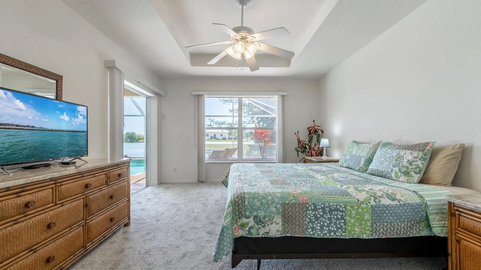 On The Lake, Holiday home Cape Coral