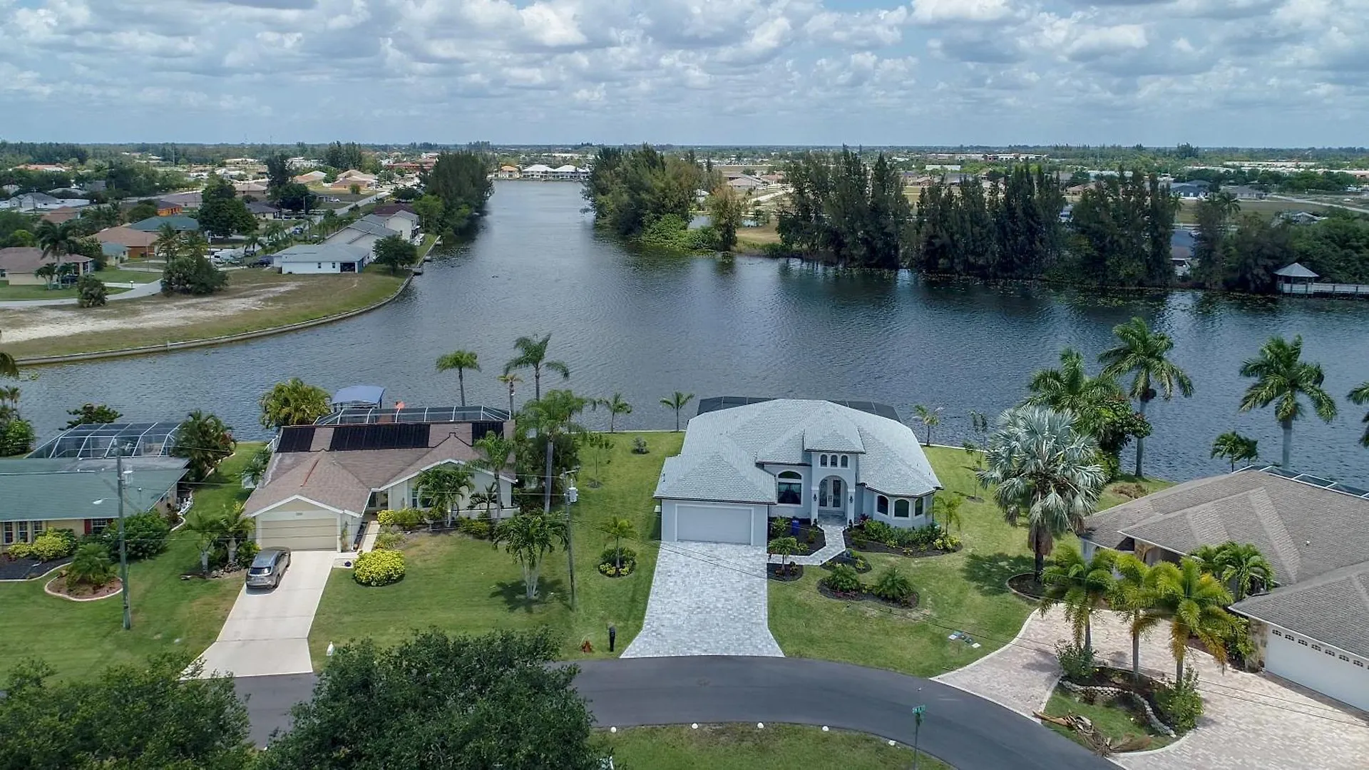 Kennedy - Roelens Vacations * Cape Coral