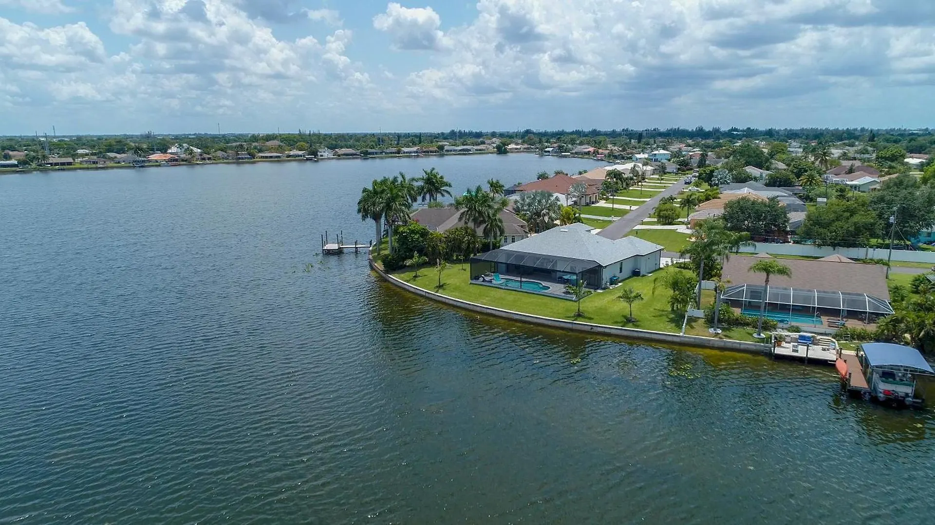 Kennedy - Roelens Vacations Holiday home