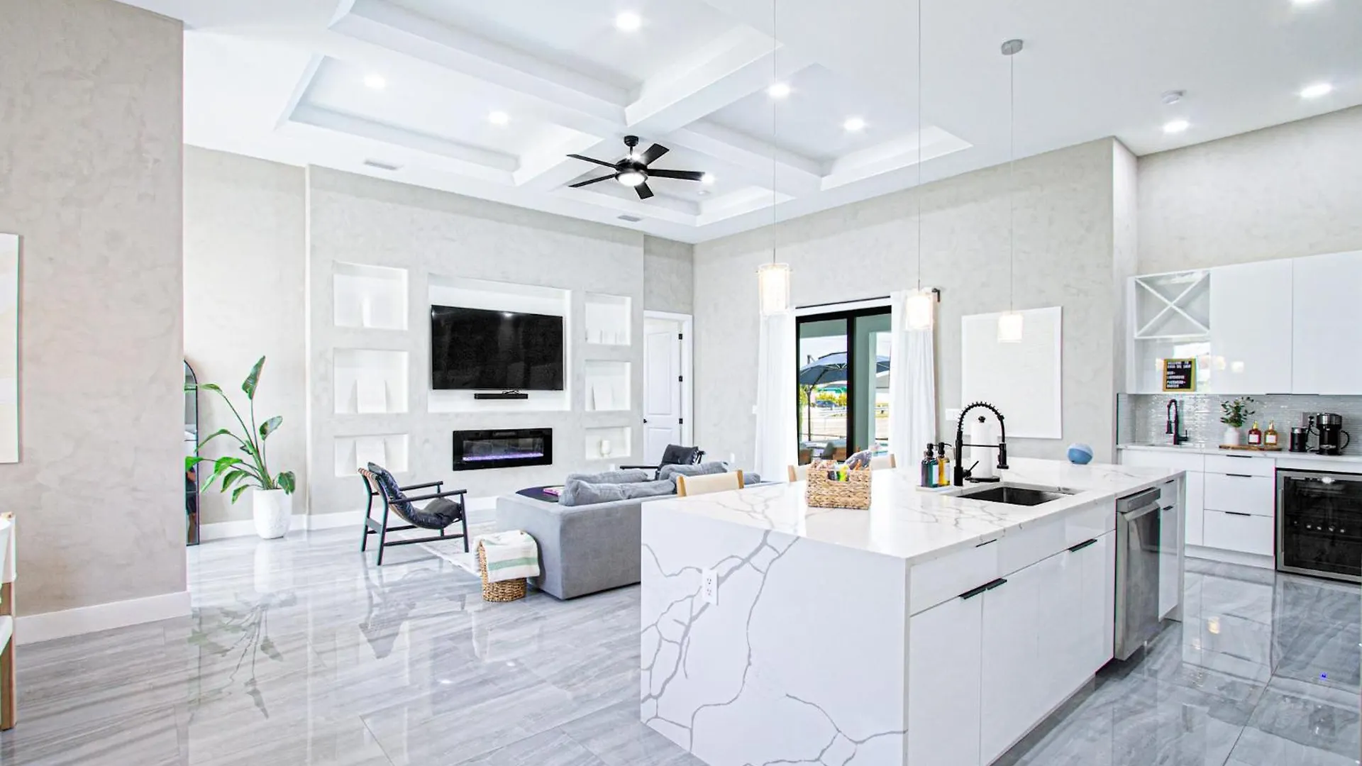 Luxurious Waterfront With Heated Pool And Jacuzzi * 케이프코럴