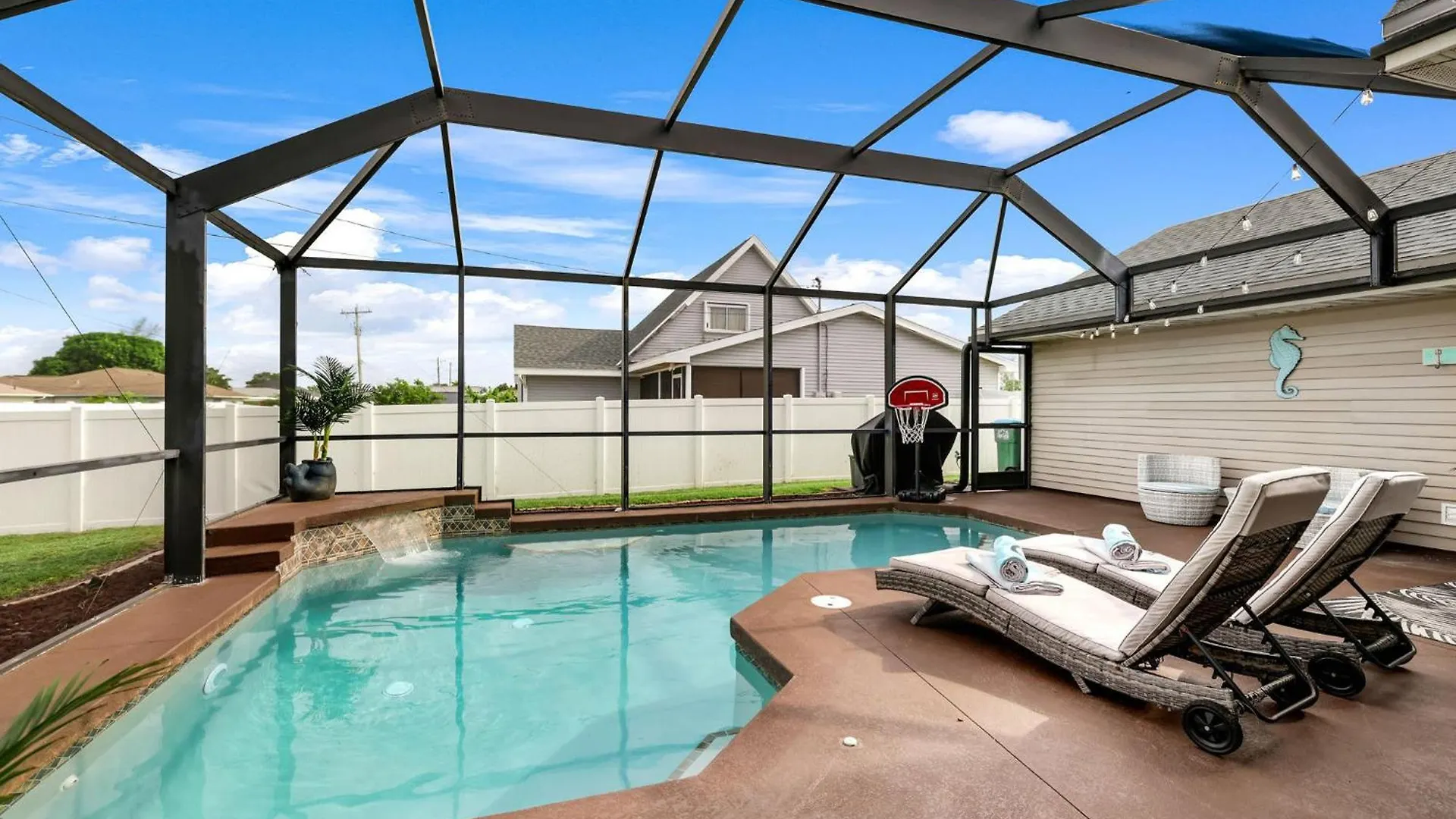 Family Friendly 3br With Heated Pool & Toys * Cape Coral