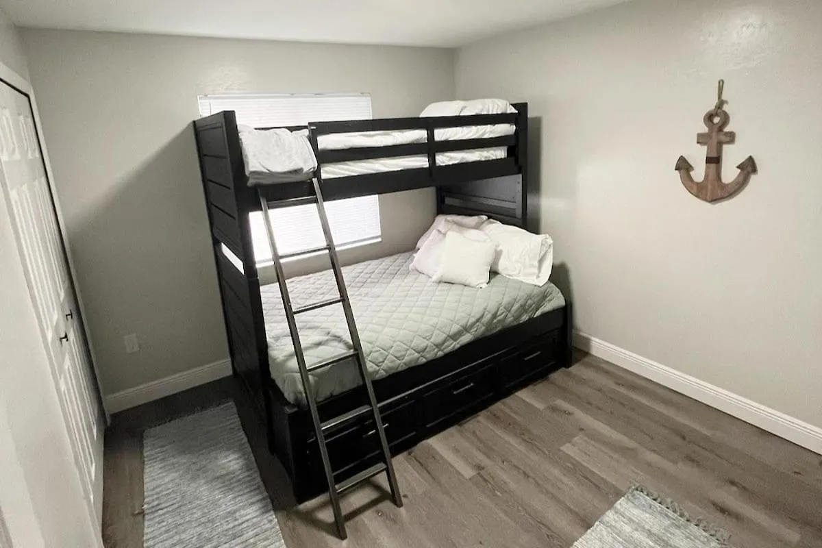 Pelican House 4 Bedrooms Free Heated Pool 케이프코럴