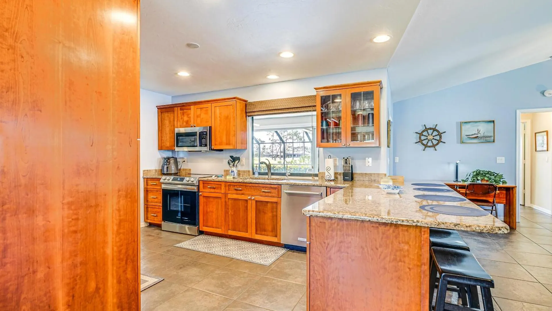 Retreat On Golf Course With Private Pool! *