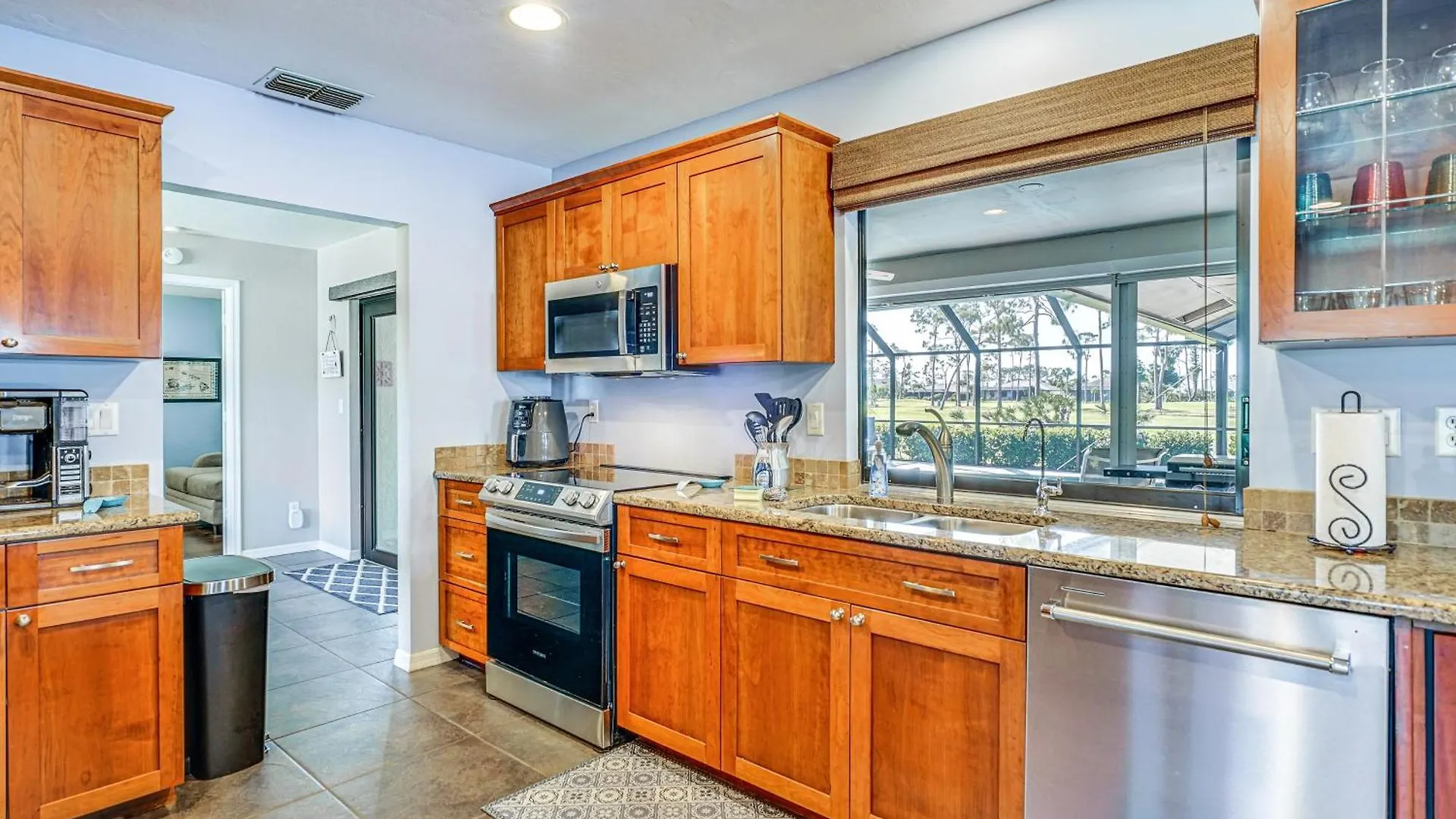 Holiday home Retreat On Golf Course With Private Pool! *