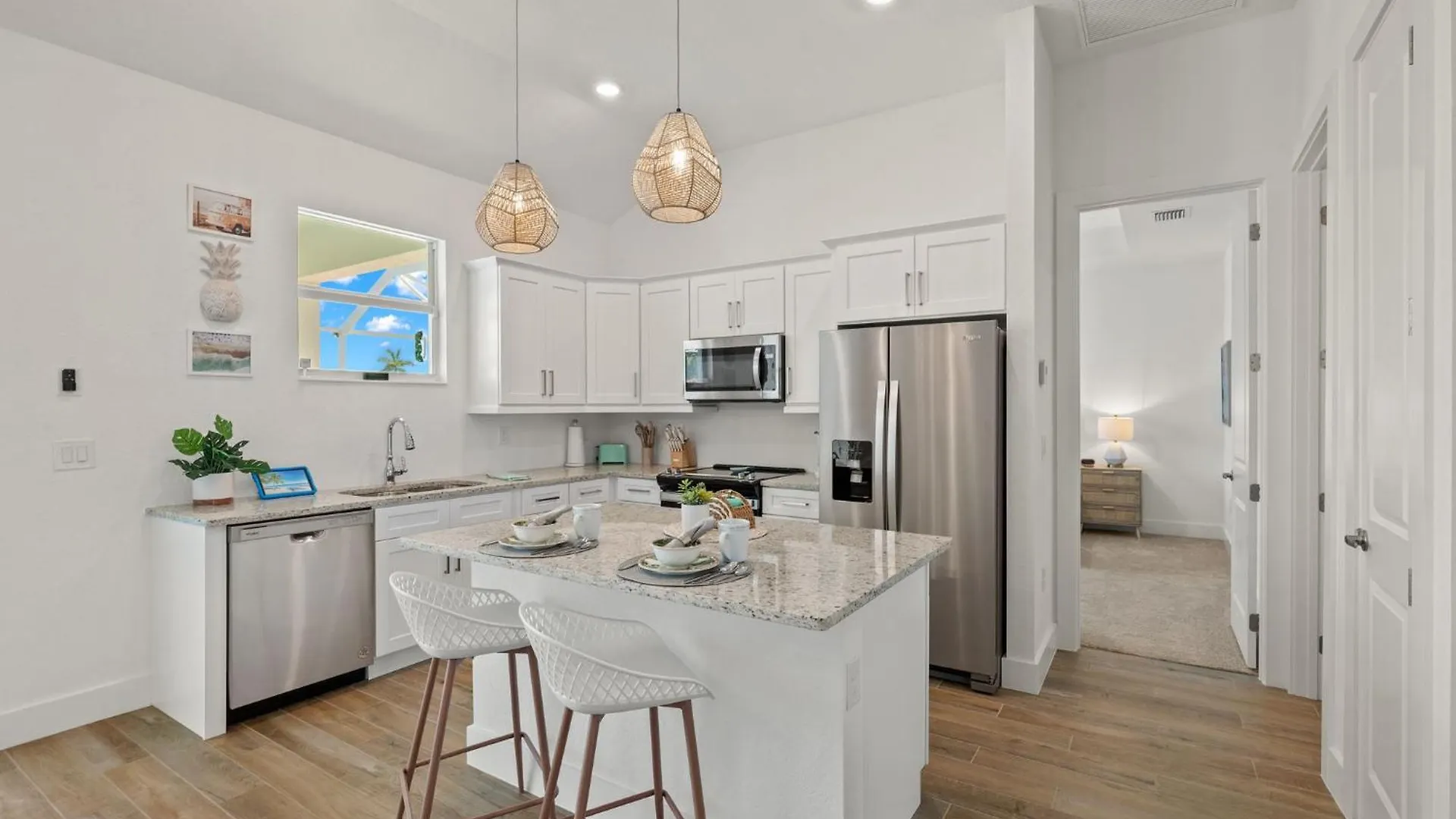 Brand New 4-bedroom Electric-heated Pool On Canal - Cape Vida Villa Cape Coral