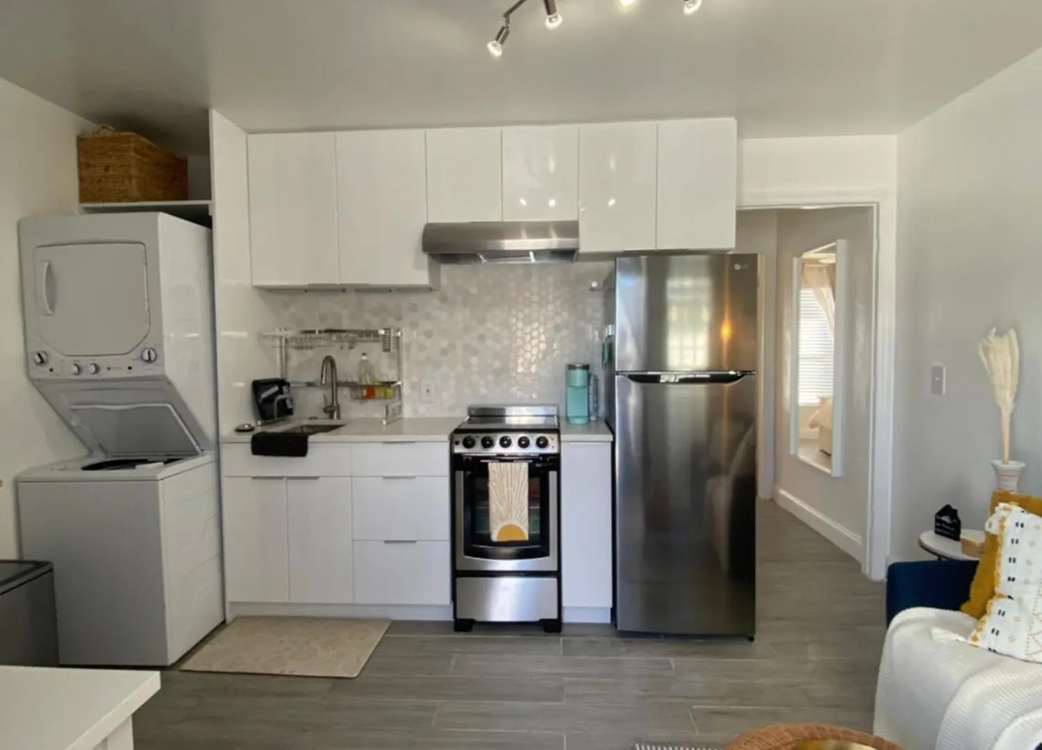 Cape - Newly Renovated, Fully Equipped, Minutes From The Beach! * Cape Coral