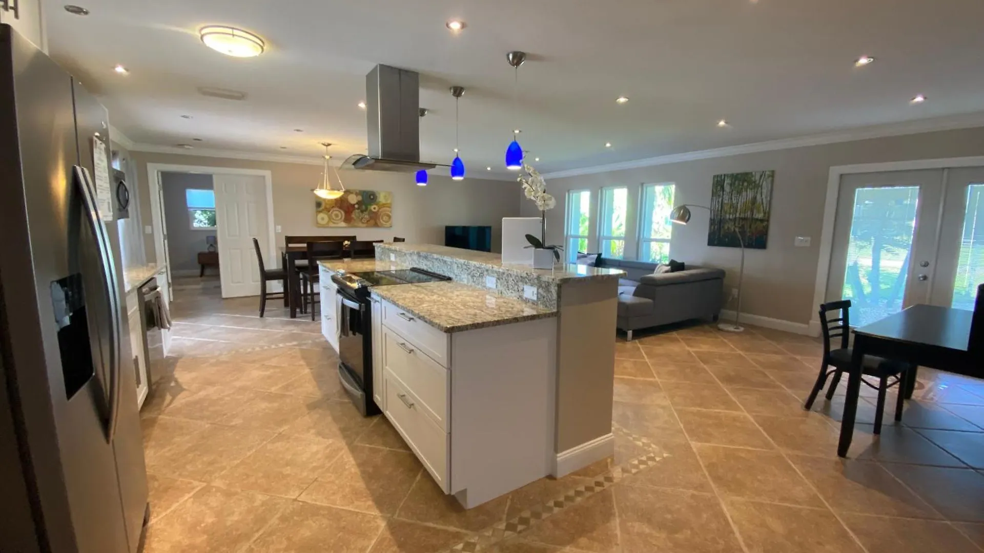 Sophie Villa