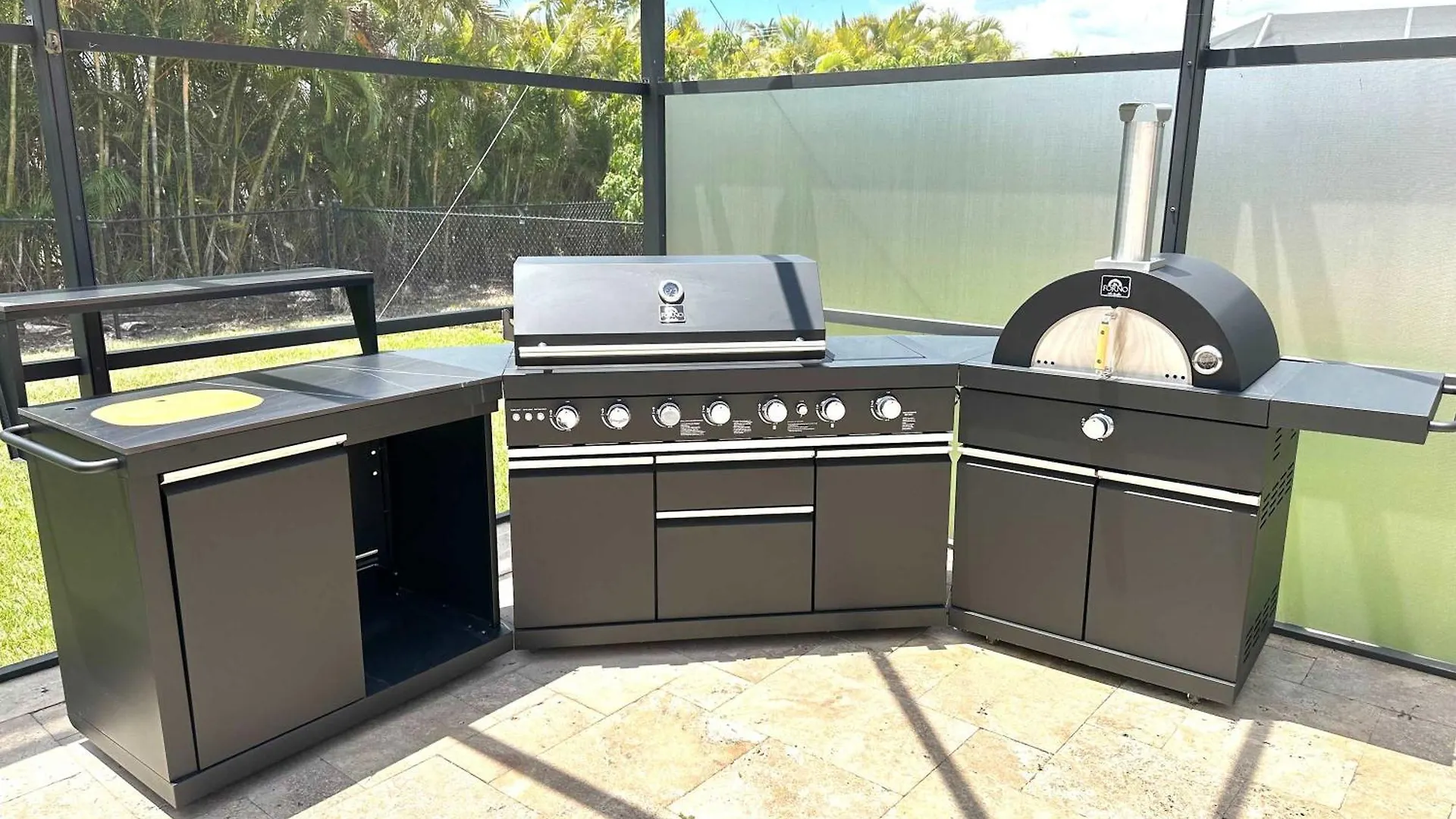 Rose Garden Getaway With Oversized Hot Tub 度假居