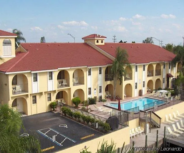 Oyo Waterfront Hotel- Myers, Fl Cape Coral