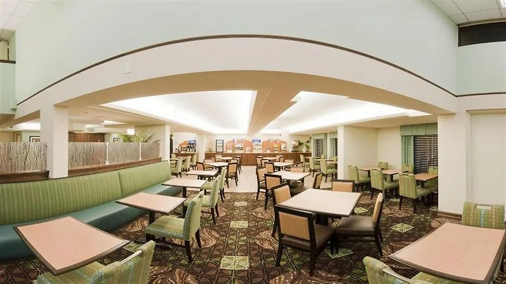 Express Cape Coral-fort Myers Area By Ihg Hotell 3*