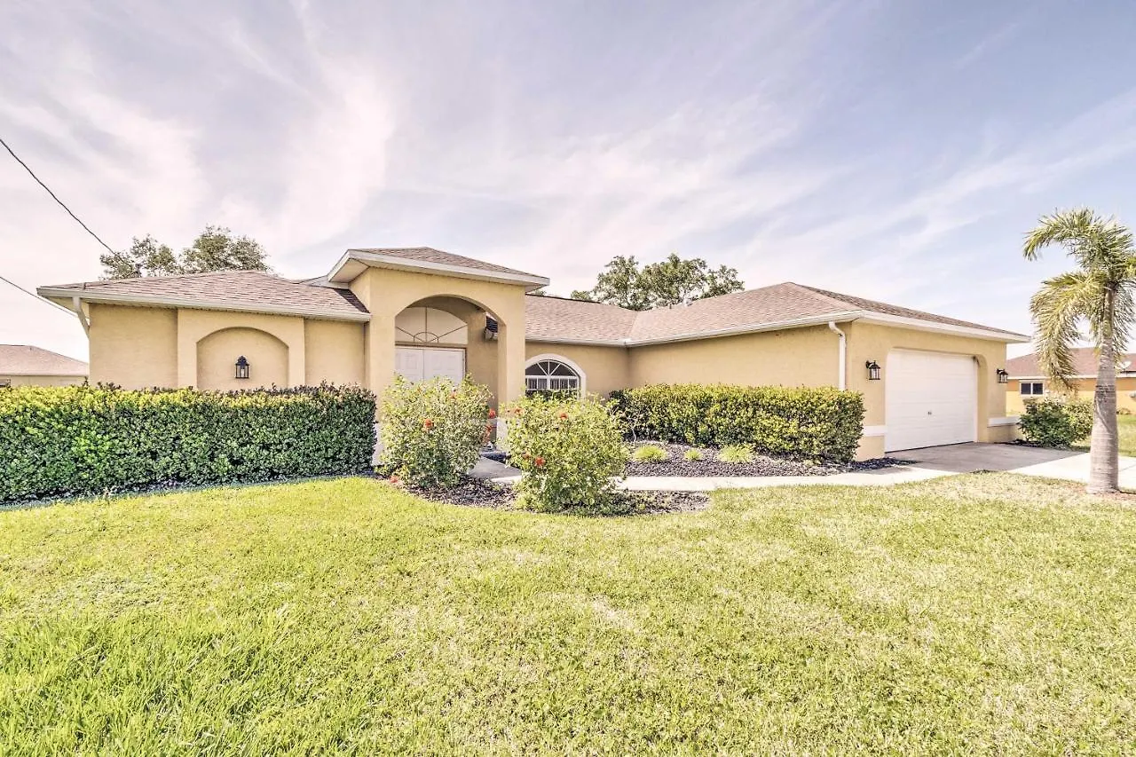 Ideally Located Abode With Heated Pool! Hébergement de vacances