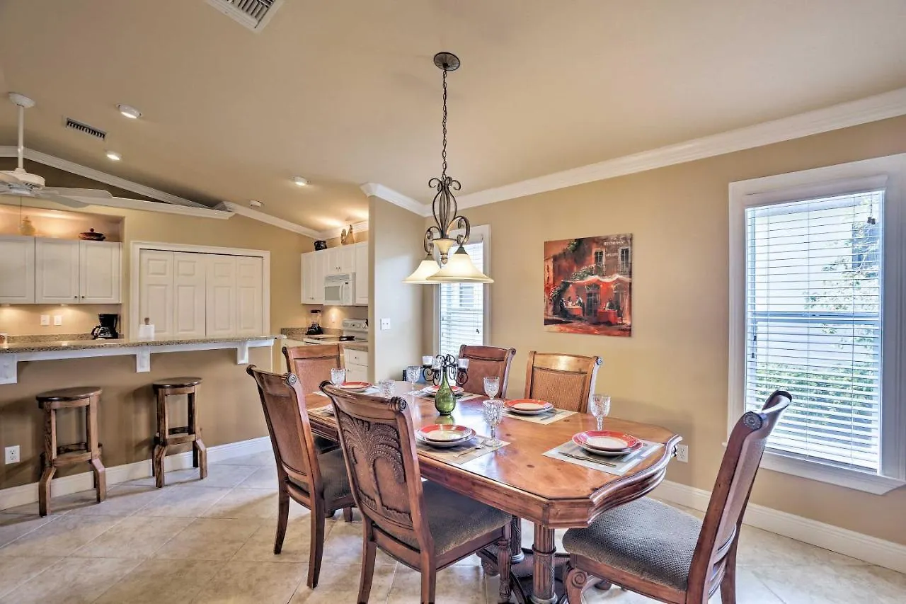 Canalfront House With Pool And Patio! Holiday home Cape Coral