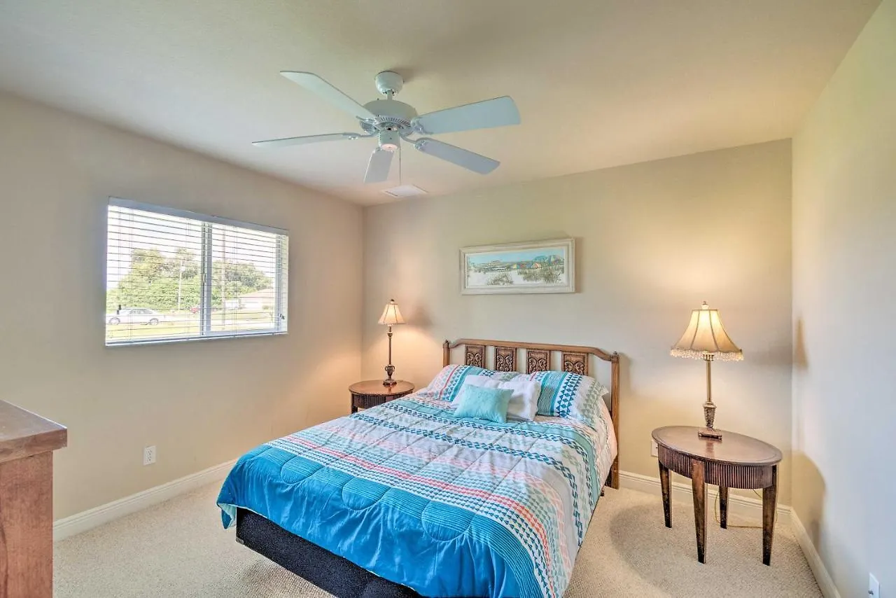 Ideally Located Abode With Heated Pool! Cape Coral
