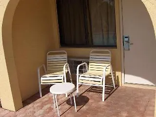 Oyo Waterfront Hotel- Myers, Fl Hotel 2*