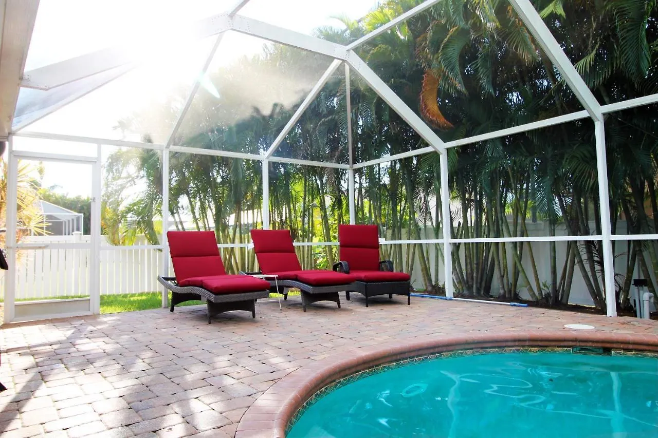 Luxury Home, Hot Tub, Heated Pool, Tiki Bar - Spain Holiday home